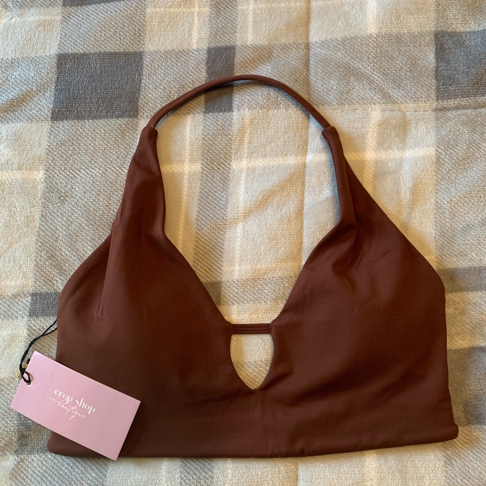 Crop shop boutique sports bra cappuccino